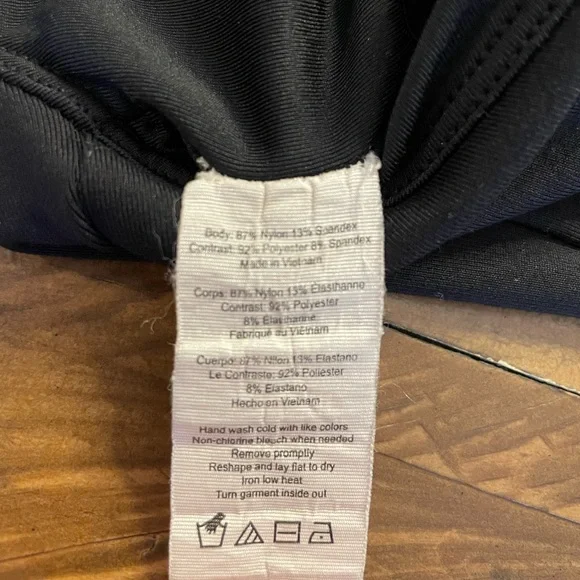 ALO Yoga Patina Bra Tanktop - Picture 5 of 5